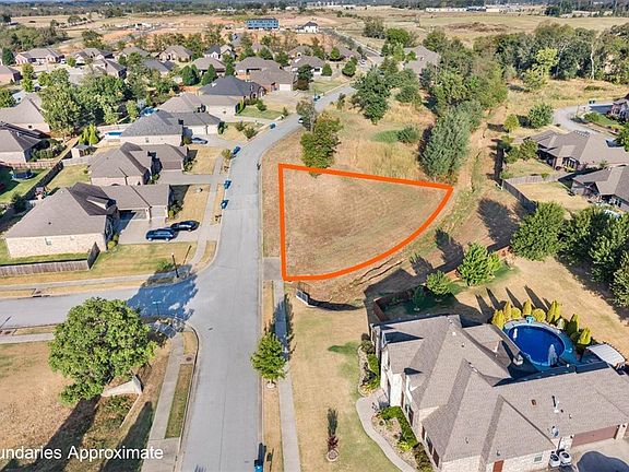 3rd image of 6300 SW Fair View Blvd #29