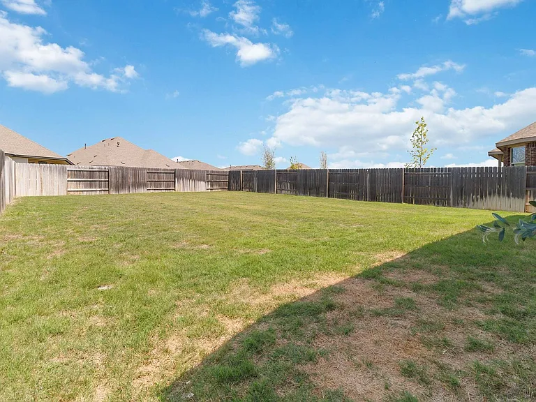 126 Smokebush Trl — Photo 30