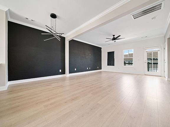 5th image of 1755 Park Terrace Ln