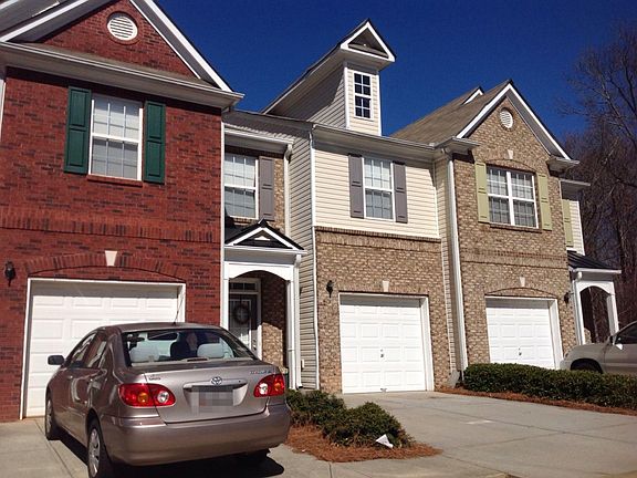 2nd image of 2475 Birkhall Way