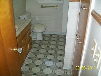 2nd image of 1365 Allen Ave