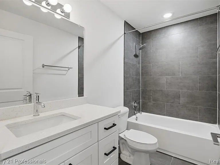 2917 Summers Pl — Photo 24