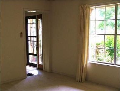 5th image of 3600 Starline Dr