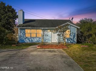 1086 HIBISCUS Street, Atlantic Beach, FL 32233