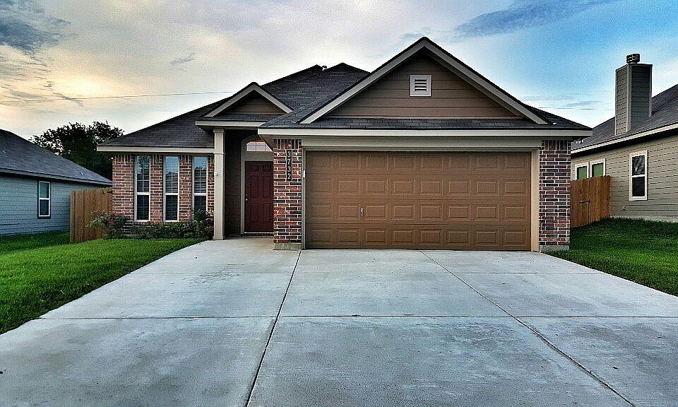 1st image of 3732 Mariposa Ct