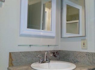 5248 Cartwright Ave APT 004, North Hollywood, CA 91601