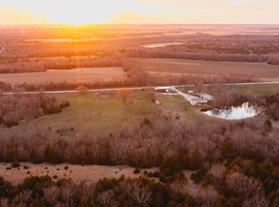 15017 Botkin Rd, Centerville, KS 66014
