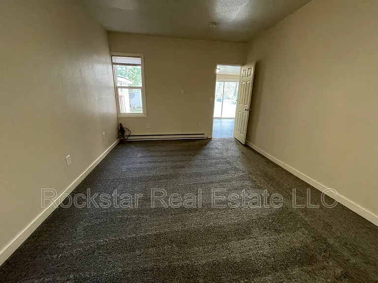 9714 E 6th Ave — Photo 18