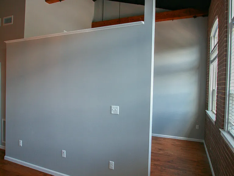 632 N College St #303 — Photo 5