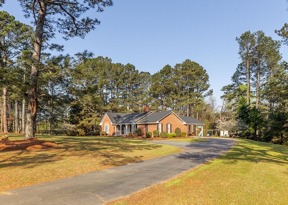 1st image of 293 Upper River Rd