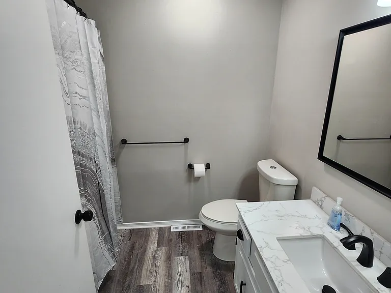 3224 S Walnut St — Photo 7