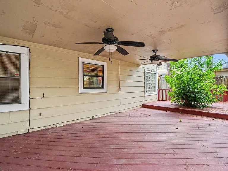 14707 Treborway Dr — Photo 2
