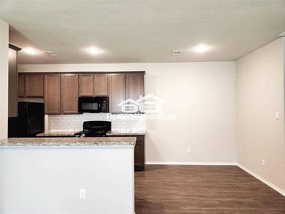 4th image of 26471 Joy Village Dr #B