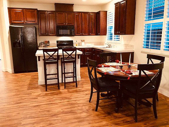 Dine at counter or table!