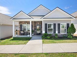 2221 Silverton Dr, Nashville, TN 37207
