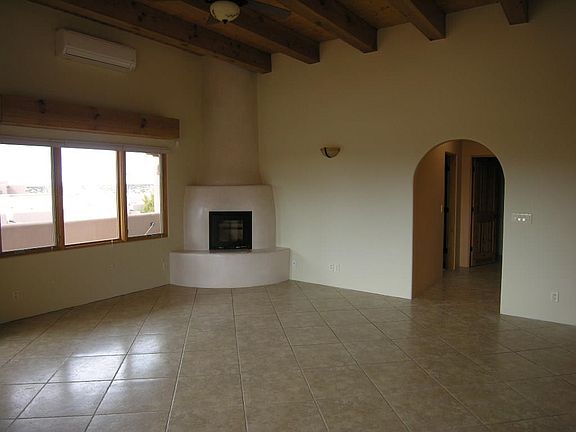 5th image of 15 Calle Vecinos