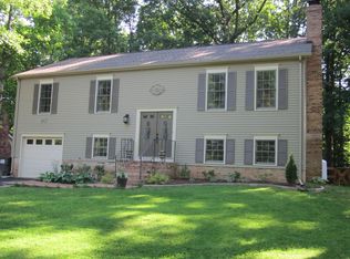 2168 Harpoon Dr, Stafford, VA 22554