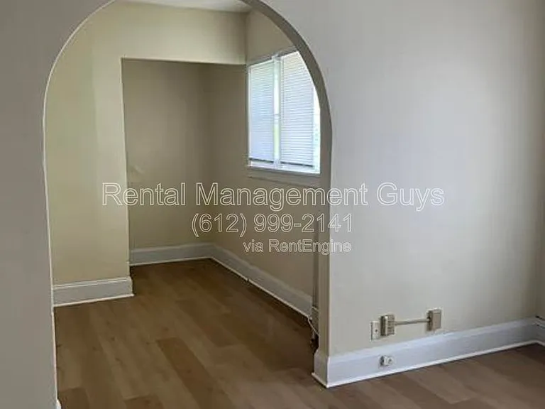 1649 Russell Ave N #2 — Photo 14