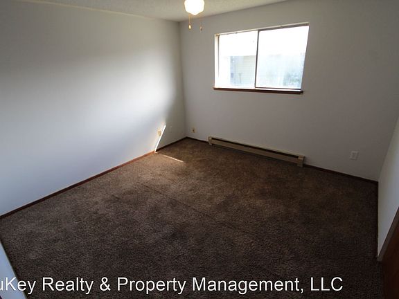 2nd image of 1225 E Nora Ave