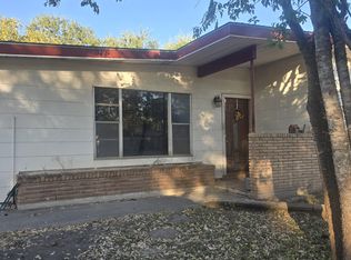 271 Chesswood Dr, San Antonio, TX 78228
