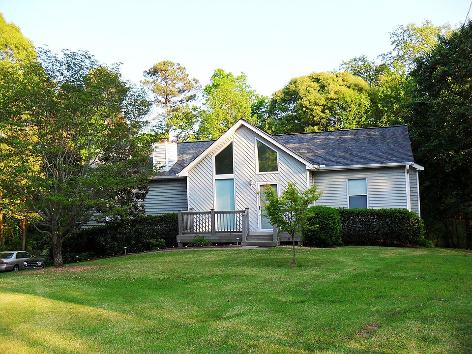 1st image of 307 White Oak Cv