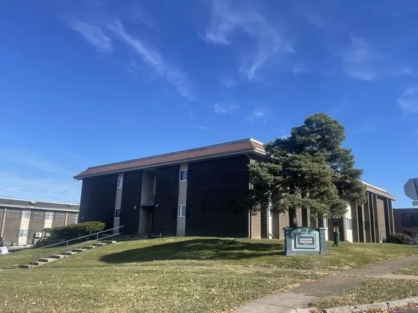 208 Lakeshore Dr APT 21, Lexington, KY 40502