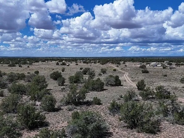 4737 E Oakwood Dr, Williams, AZ 86046