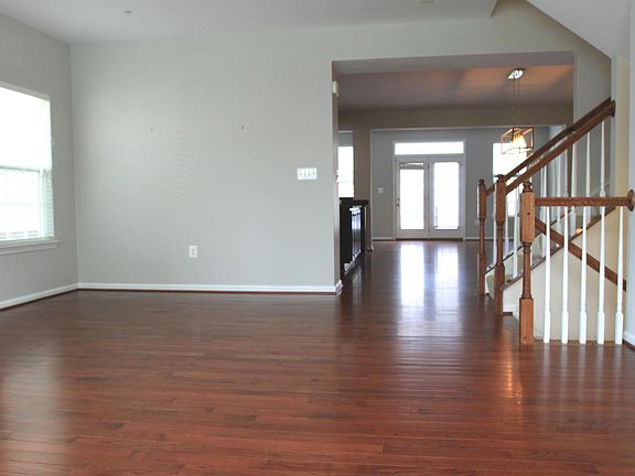 3rd image of 22780 Autumn Breeze Ave