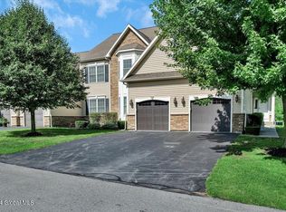 12 Beacon St, Ballston Spa, NY 12020