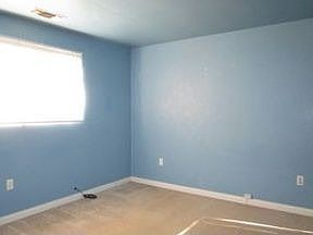 3rd image of 13515 Hill Blvd