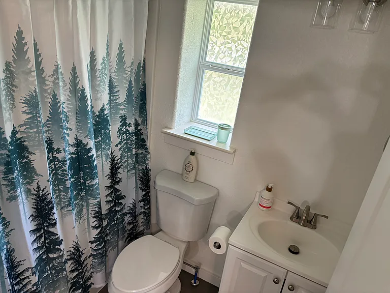 13982 Meacham Rd #1 — Photo 5