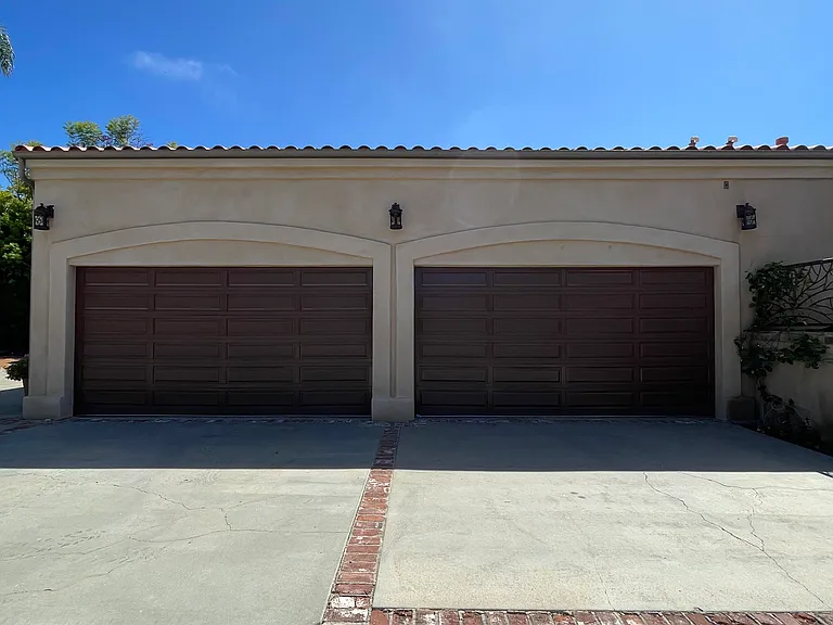 6600 Sea Cove Dr — Photo 4