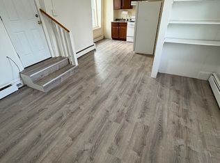 63 Franklin Ave APT 5, Rockland, MA 02370