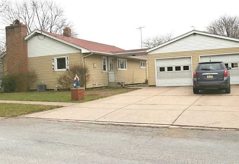 2nd image of 236 Lourdes Dr