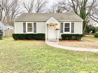 7 Knox Pl, Hampton, VA 23669