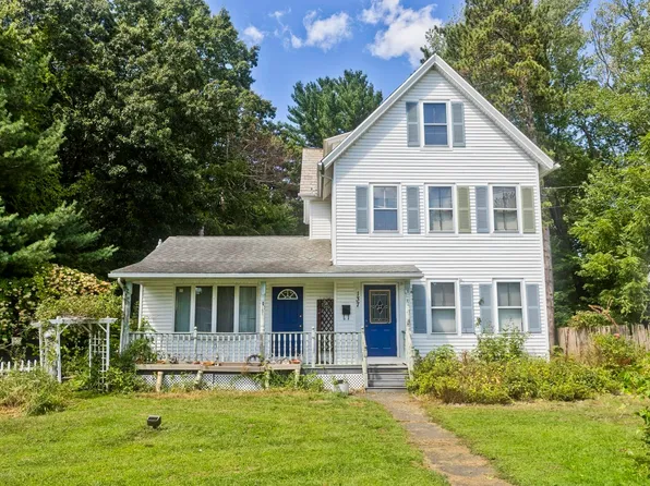137 Sheridan St, Chicopee, MA 01020