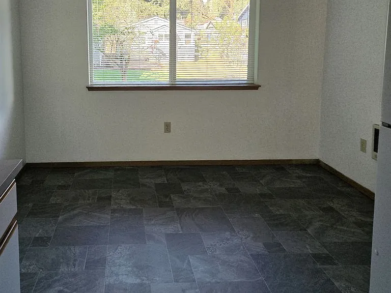 3605-3625 Belle Vista Ct S — Photo 6