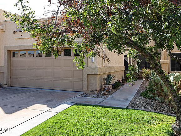 2nd image of 9021 W PORT ROYALE Lane