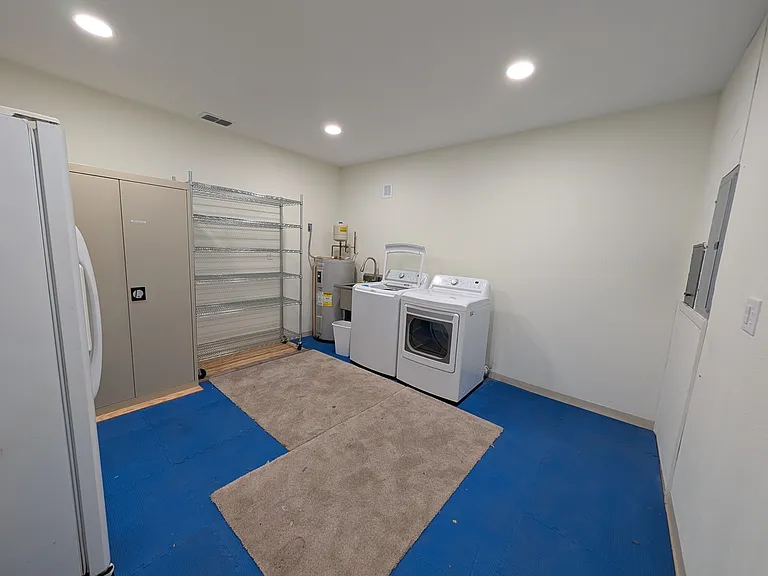 8481 S Great Oaks Dr — Photo 24