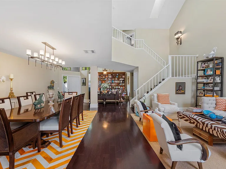 2443 Windsor Way Ct — Photo 8