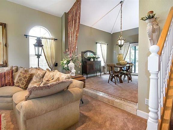 5th image of 16920 Malaga Dr