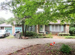 94 Gaines Cir, Estill Springs, TN 37330