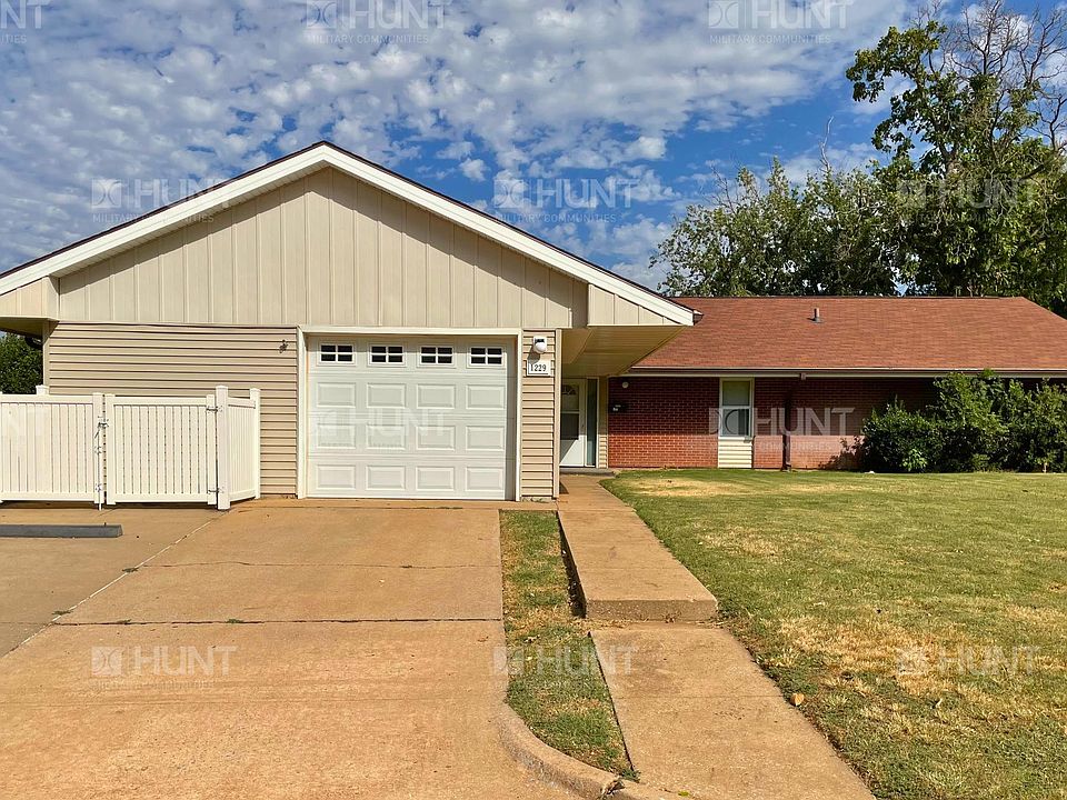 1st image of 1229 Bass Dr