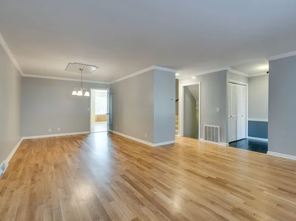 6935 Highland Park Dr, Nashville, TN 37205