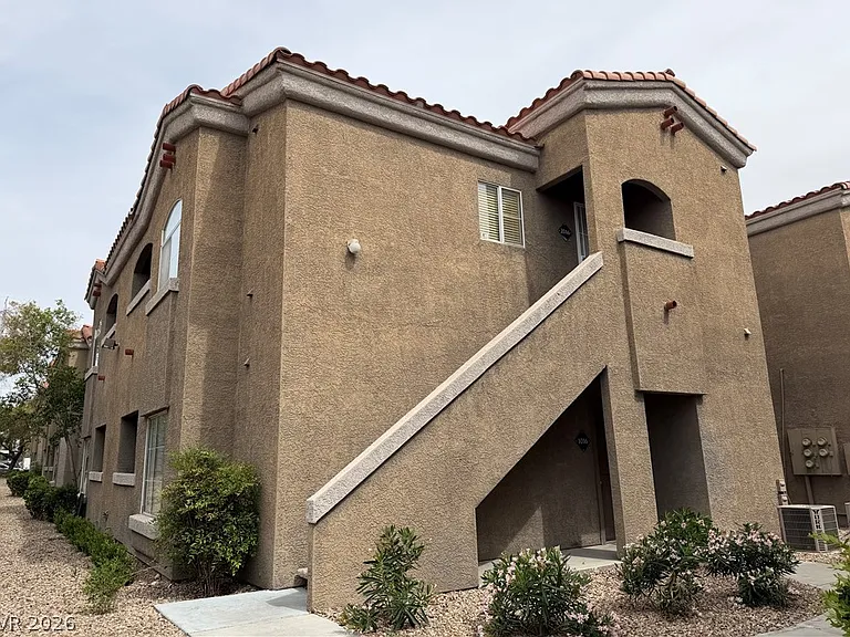 5525 W Flamingo Rd #2016 — Photo 3