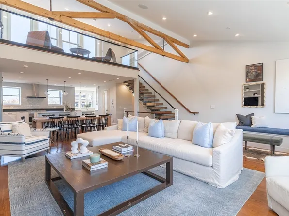 6 Union Park APT 3, Boston, MA 02118