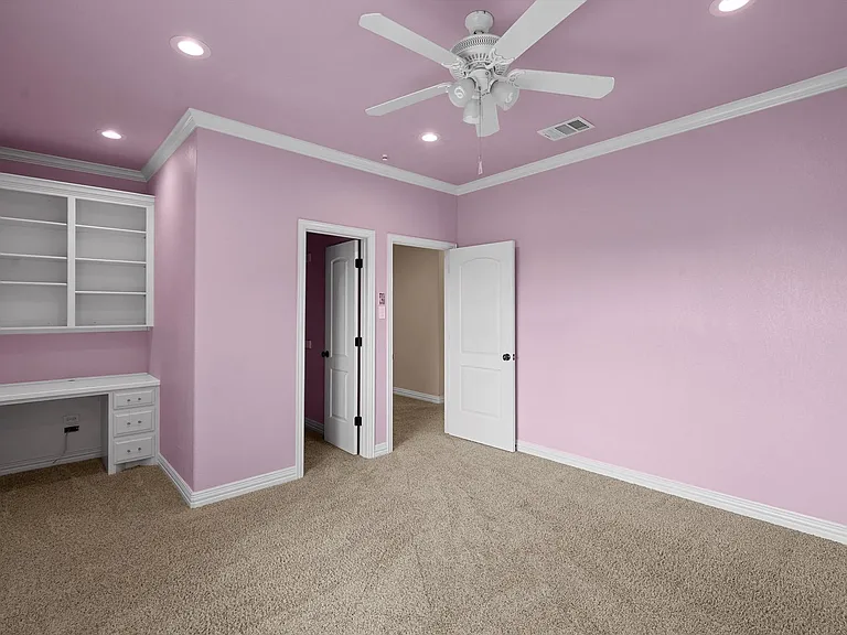 7030 Flagstone Cir — Photo 32