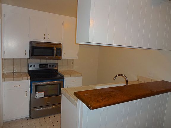 3rd image of 5615 Revelstok Dr APT 1
