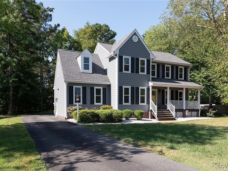 1st image of 2909 Dillard Dr