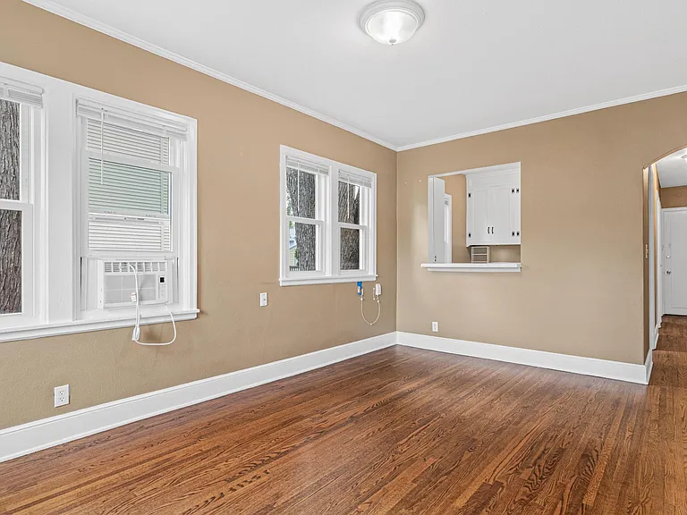 1759 Pleasant St #1 — Photo 11
